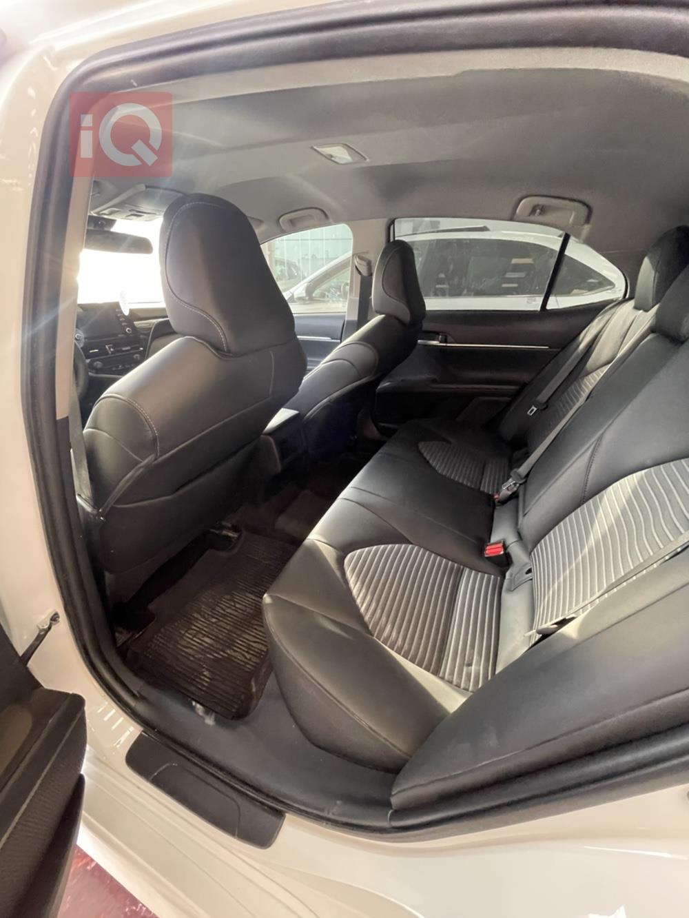 تۆیۆتا کامری